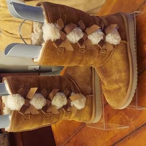 KOOLABERRA by UGG | SUEDE BOOTS | SIZE 9
